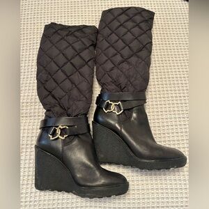 Moncler Quilted boots size 39